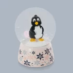 WINTER FRIENDS 2022 - Globo de Água Pinguim Noshy, 6.5cm
