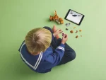 JURASSIC WORLD Little Eatie T-Rex - Image 4