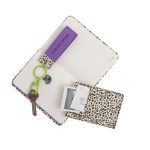 Conjunto caderno A6 + porta-moedas + porta-chaves - Estampado animal com bolinhas - Image 3