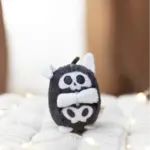 Mymochi Cosy Creepers | Coelho Piboo esqueleto, 5cm c/header - Image 4